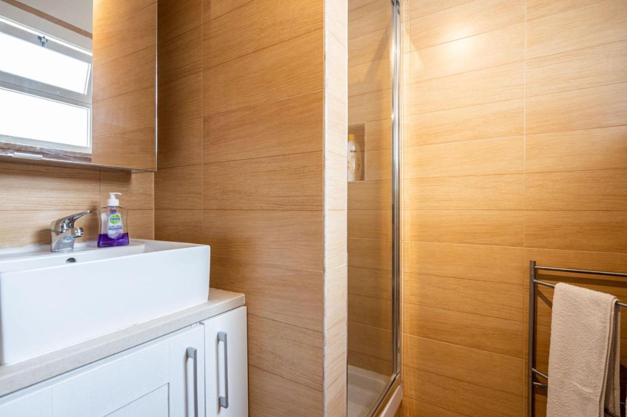 Lapa 3Bdr Duplex W/ Balcony By Lovelystay Lisboa Eksteriør billede