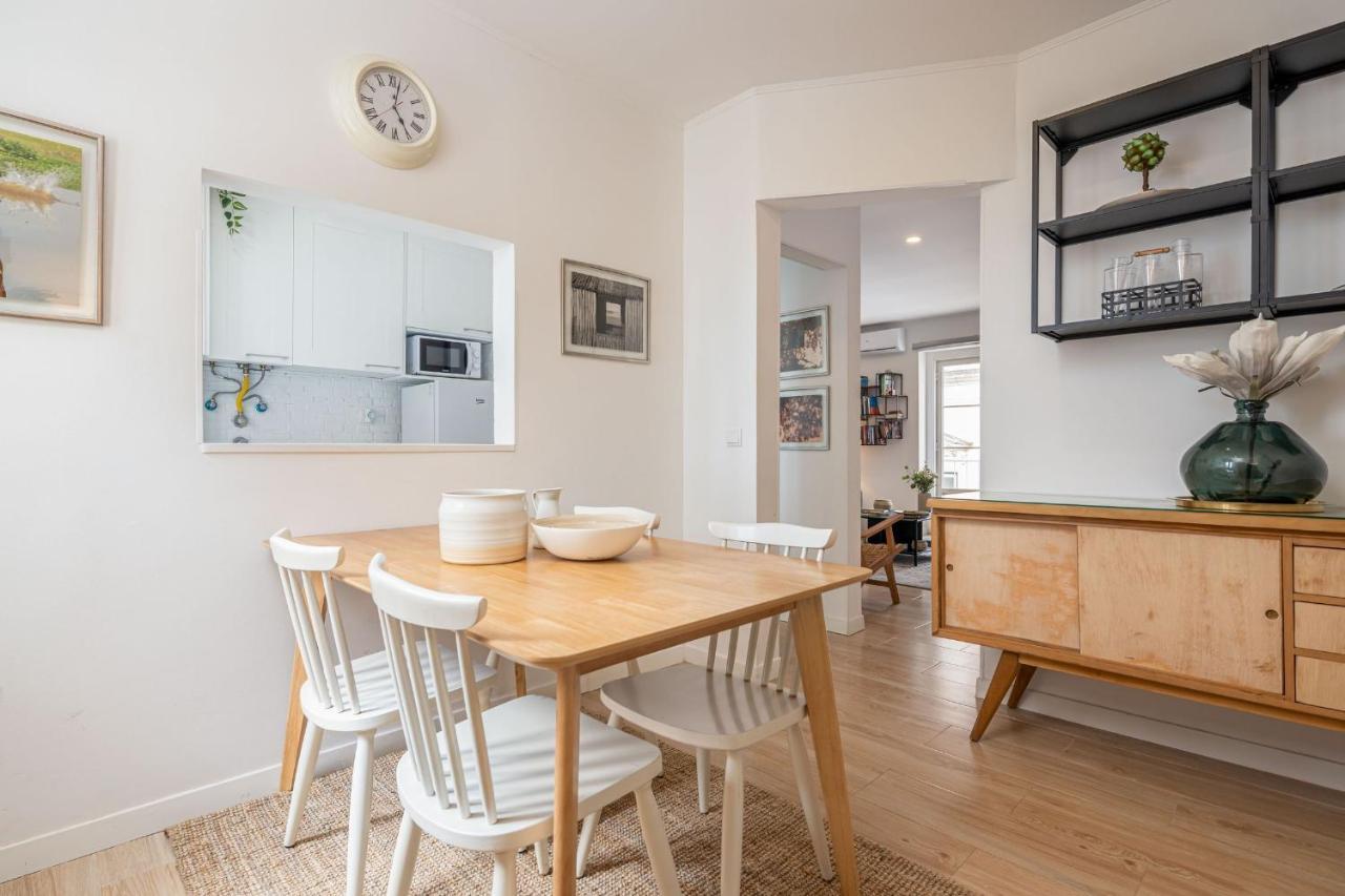 Lapa 3Bdr Duplex W/ Balcony By Lovelystay Lisboa Eksteriør billede