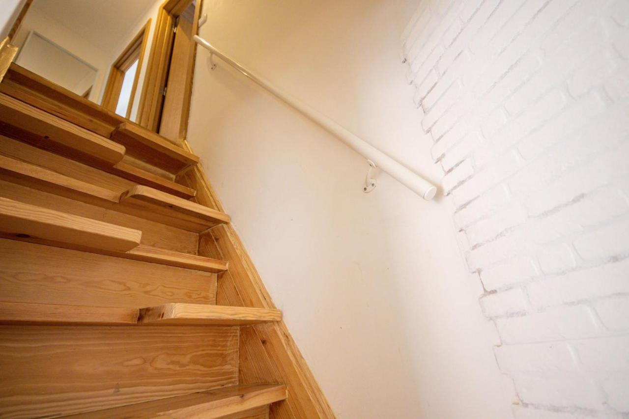 Lapa 3Bdr Duplex W/ Balcony By Lovelystay Lisboa Eksteriør billede